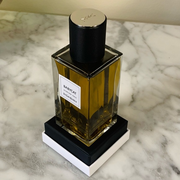Yves Saint Laurent Babycat 
Eau de Parfum - Picture 2 of 5